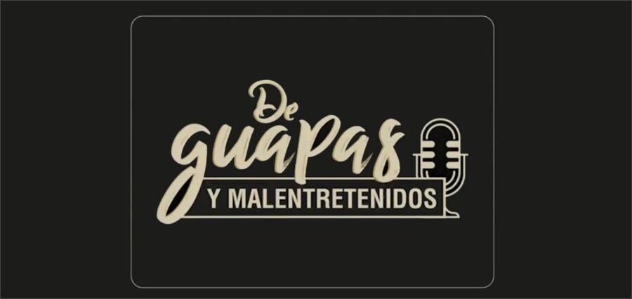 De golpe, un silo rosa